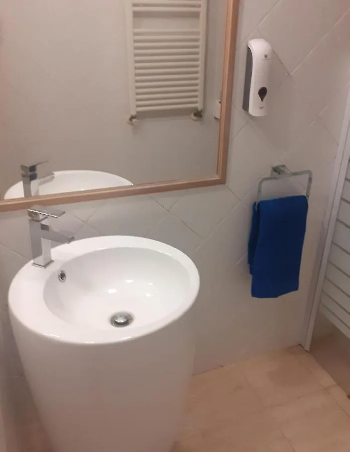 Pins Tordus Bed & Breakfast Blanes